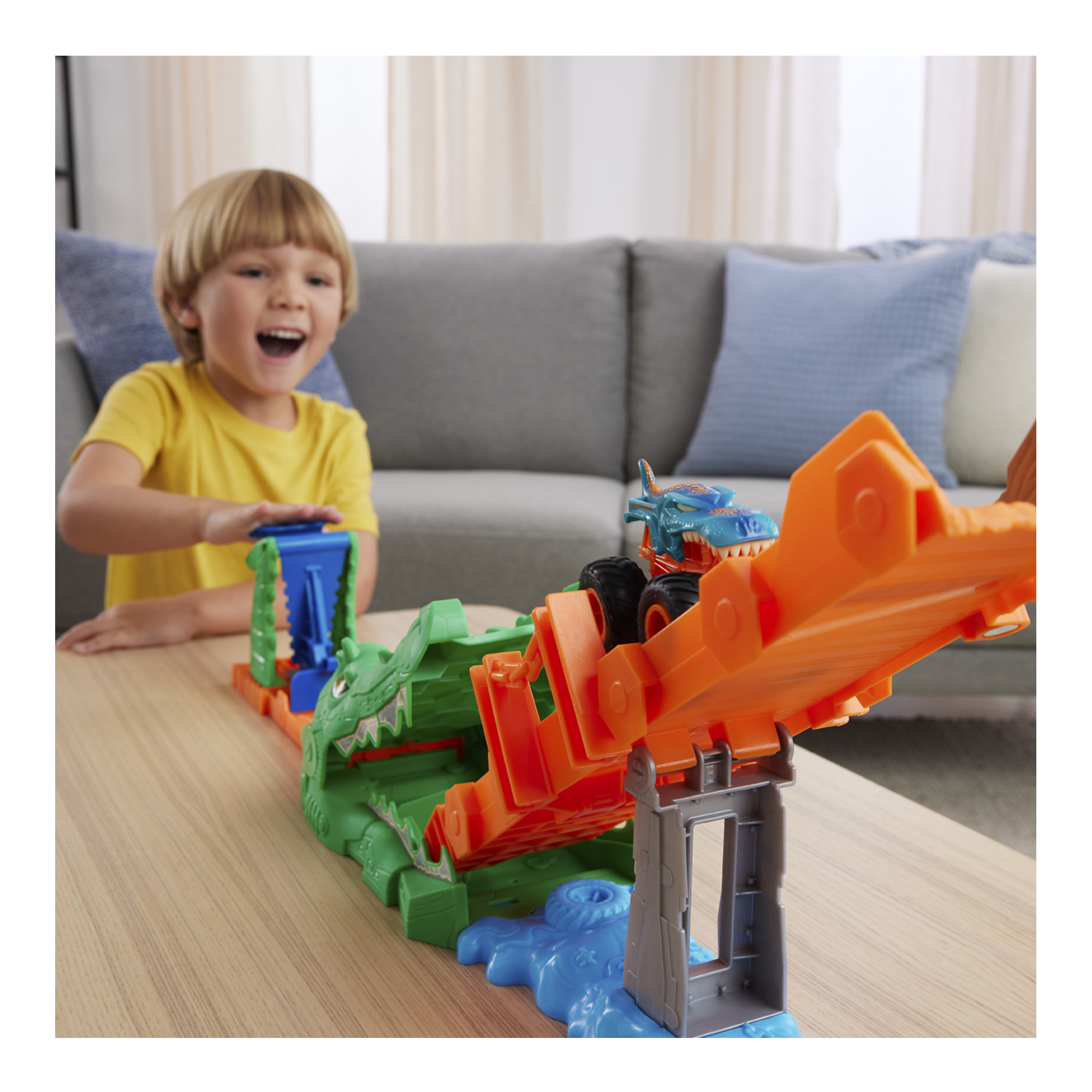 /wp-content/uploads/hot_wheels/JJN45_Enhanced A+_Inset1.jpg